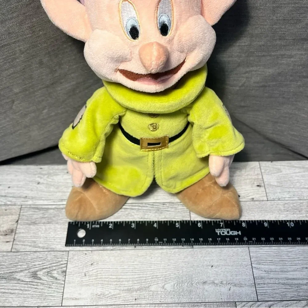 Disney Store 11” Dopey Plush Snow White And The Seven Dwarfs Multicolor